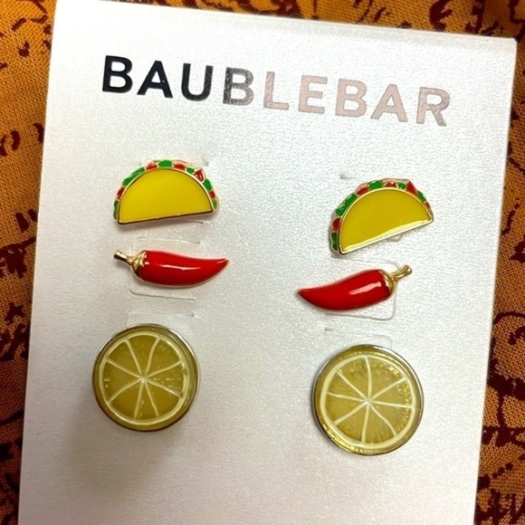 Brand New BaubleBar Set of 3 Pairs Cinco De Mayo Post Earrings Taco Chili Lime - Picture 7 of 13